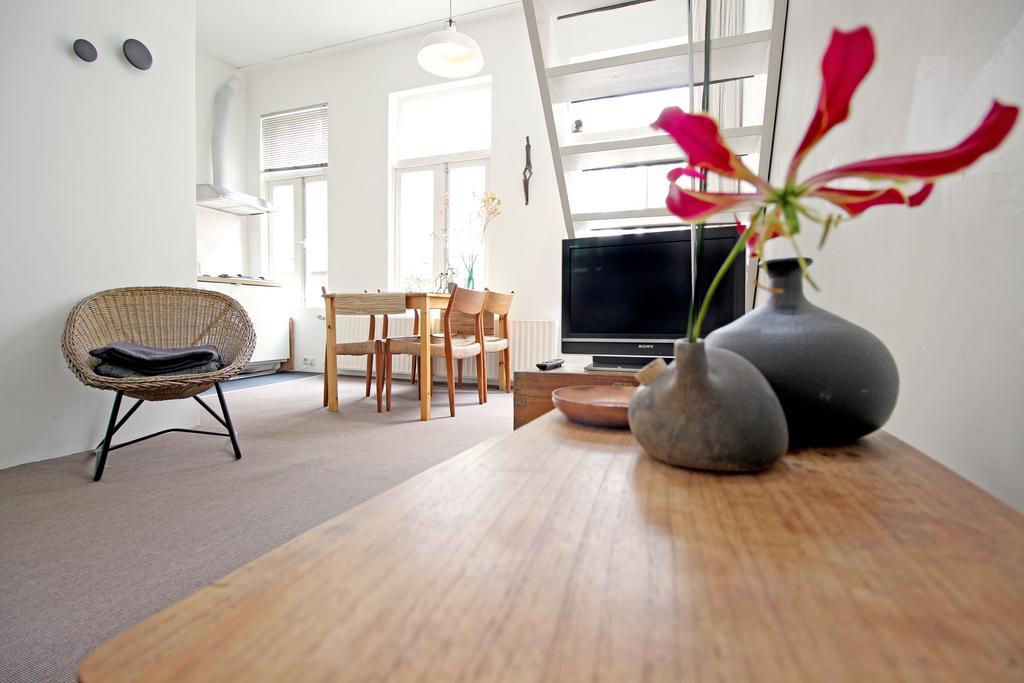 Beautiful 2 Floor Vondelpark Apartment. アムステルダム エクステリア 写真